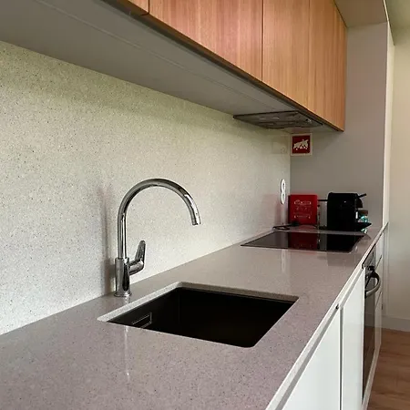 Santa Joana With Garden And Heated Pool Daire